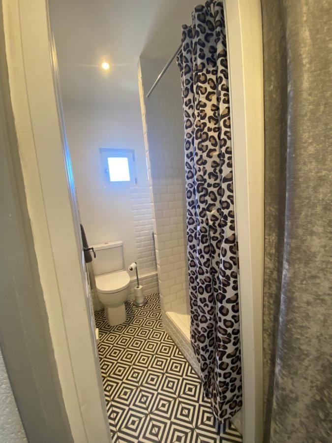 Appartement A 50 M De La Place Aux Herbes Uzes Ngoại thất bức ảnh